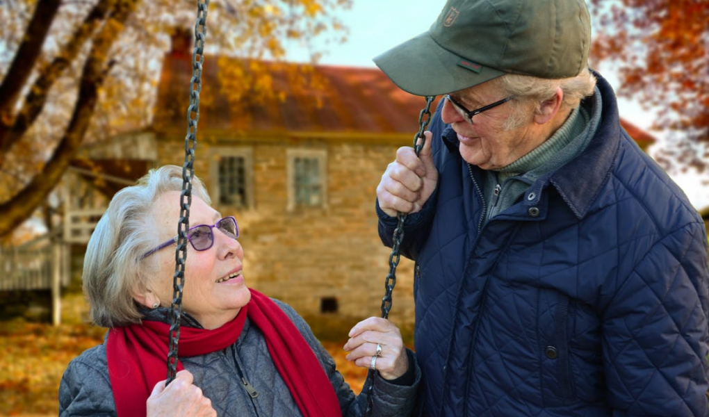 You are currently viewing 60+ Grandparents’ Quotes to Warm Your Heart