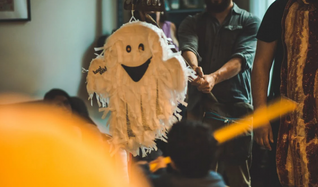 You are currently viewing 20 Mind-blowing Halloween Party Games to Make Your Halloween Memorable