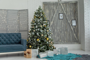 Read more about the article 30 Must-Try Christmas Tree Decorating Ideas for a Magical Home