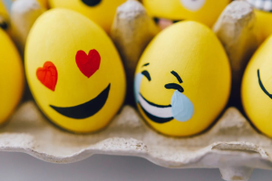 Read more about the article Hoppy Easter! 42 Egg-cellent Jokes for Kids and Adults